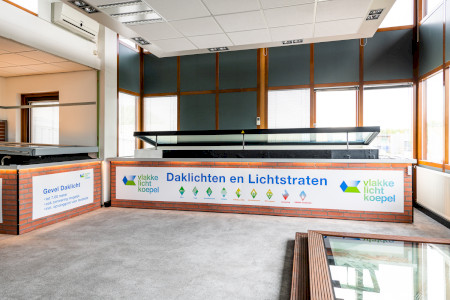 Vlakkelichtkoepel buitenzonwering