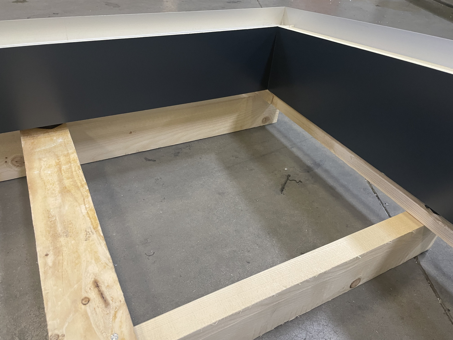 Binnenzijde op kleur door foliewrap Vlakkelichtkoepel